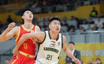 九游电竞专区-不该回辽篮！25岁前锋又被弃用，场均1.8分，杨鸣重新启用李晓旭